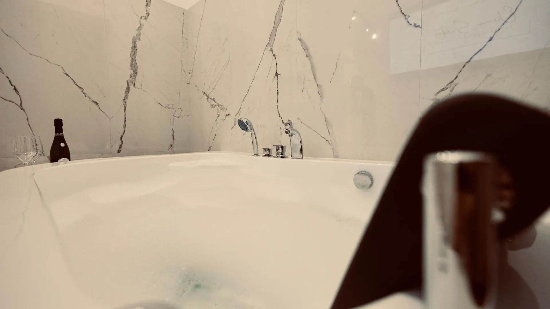 فندق مبيت وإفطار باليرمو Elene Suites Soggiorno Mediterraneo إيطاليا